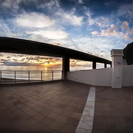 Balcon Del Puerto, Atico-solarium Apartment